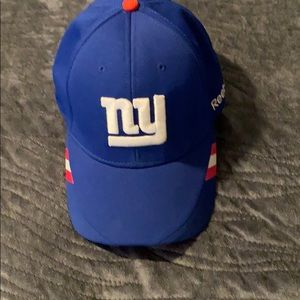 NWOT Reebok Men’s NFL New York Giants Flex Hat S/M
